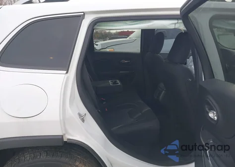 2019 Jeep Cherokee Latitude 4X4 z USA, uszkodzony, nr VIN 1C4PJMCB2KD281570